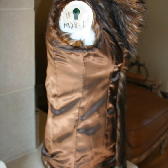 Noriko Brown Fox Faux Fur/ Vest  Size Small - Picture 6 of 14